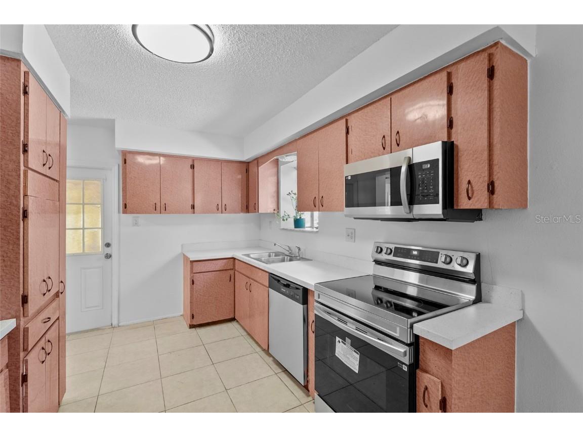 1903 24th Street Sarasota FL 34234 A4668435 image6