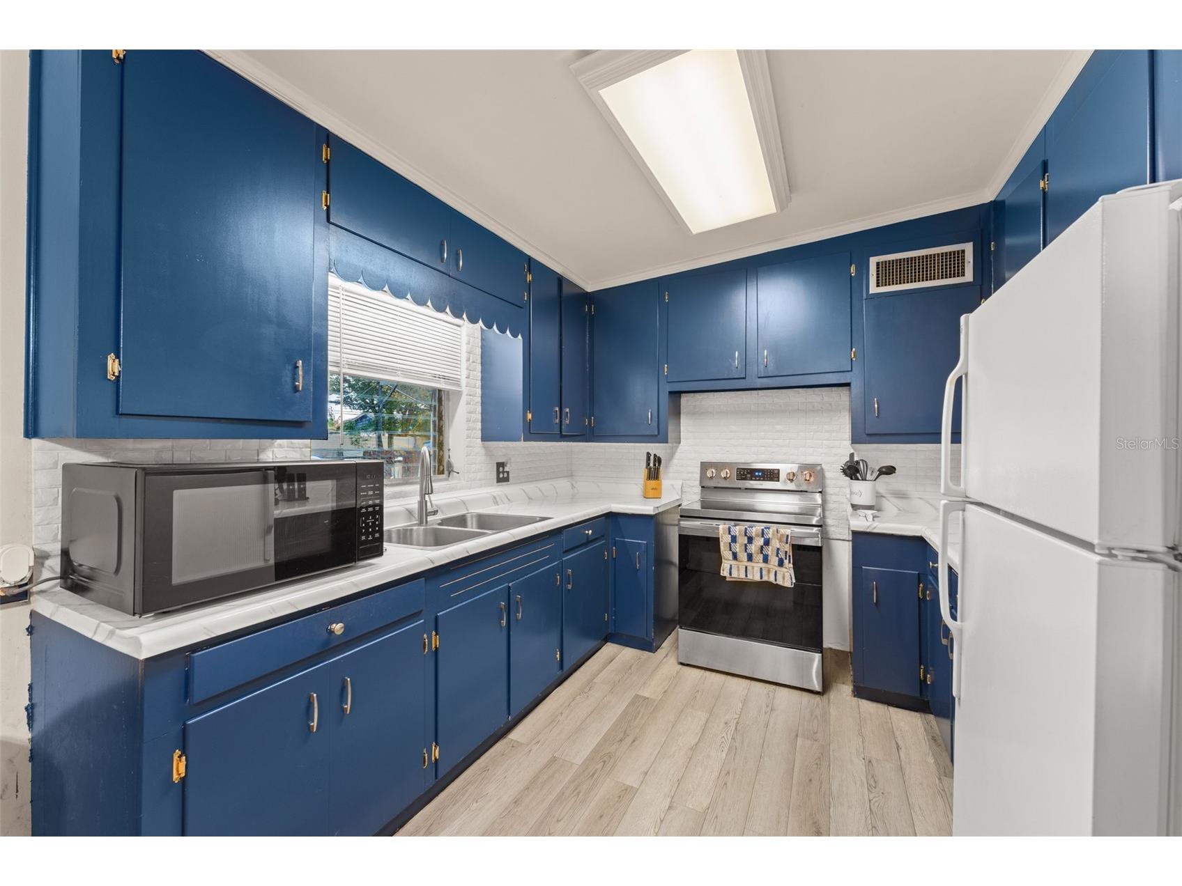 1903 Brown Street Kissimmee FL 34741 O6377061 image11
