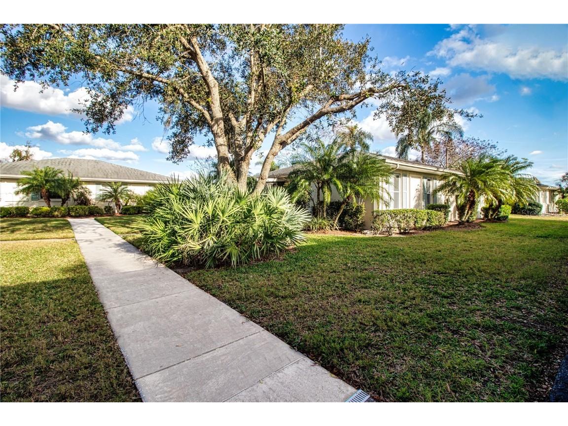 1903 Canterbury Lane #B12 Sun City Center FL 33573 T3511966 image1