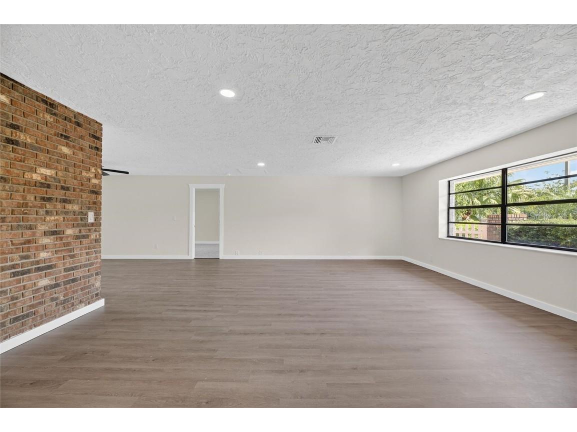 1903 Country Club Court Plant City FL 33566 TB8420115 image54