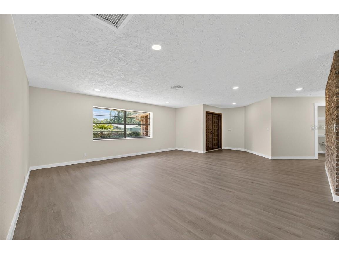 1903 Country Club Court Plant City FL 33566 TB8420115 image55