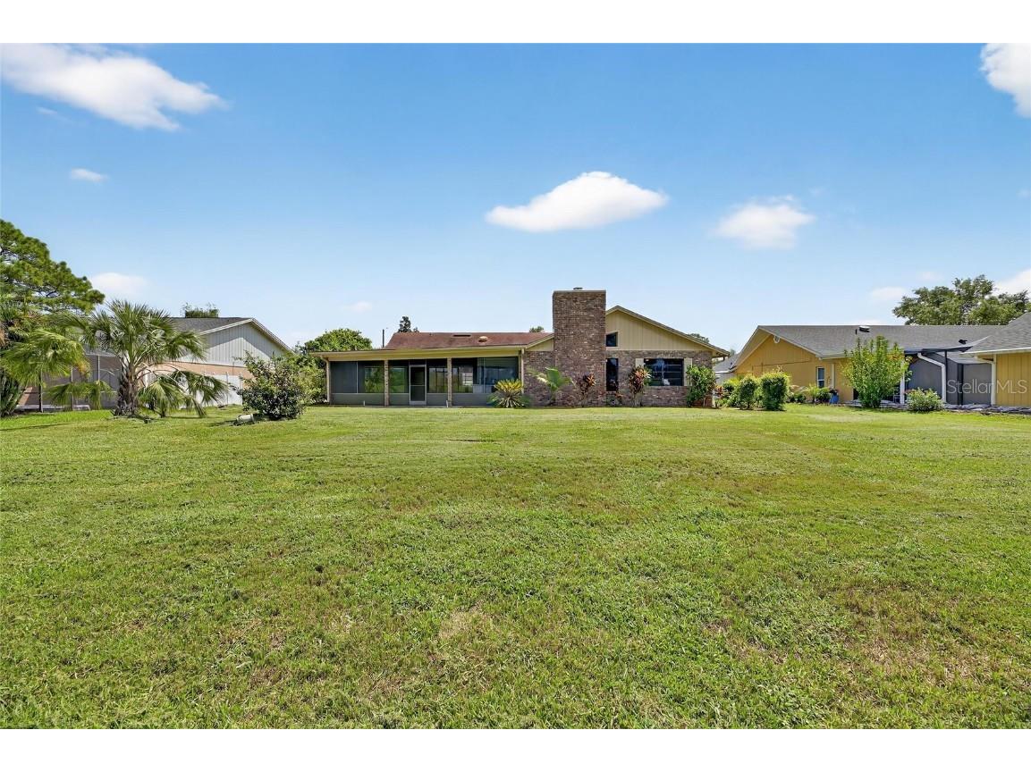 1903 Country Club Court Plant City FL 33566 TB8420115 image75