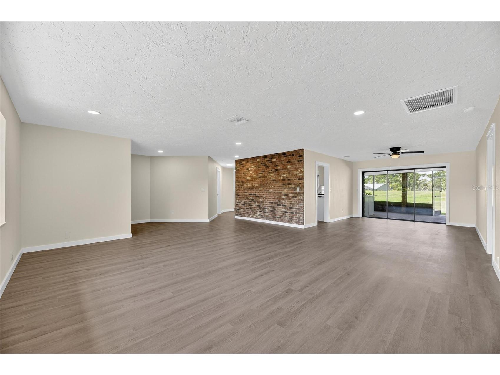 1903 Country Club Court Plant City FL 33566 TB8514407 image51