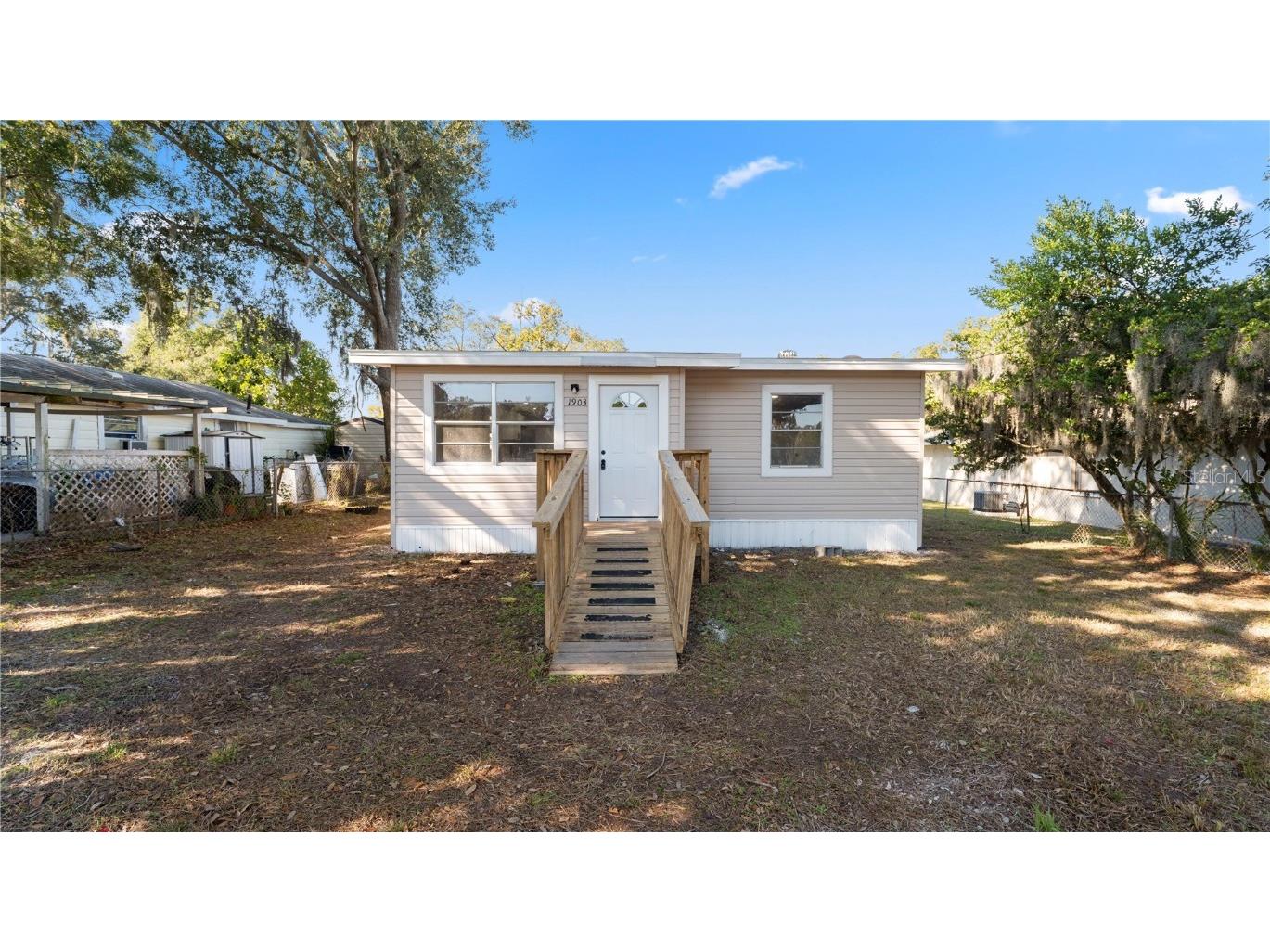 1903 N Lime Street Plant City FL 33563 L4958282 image1