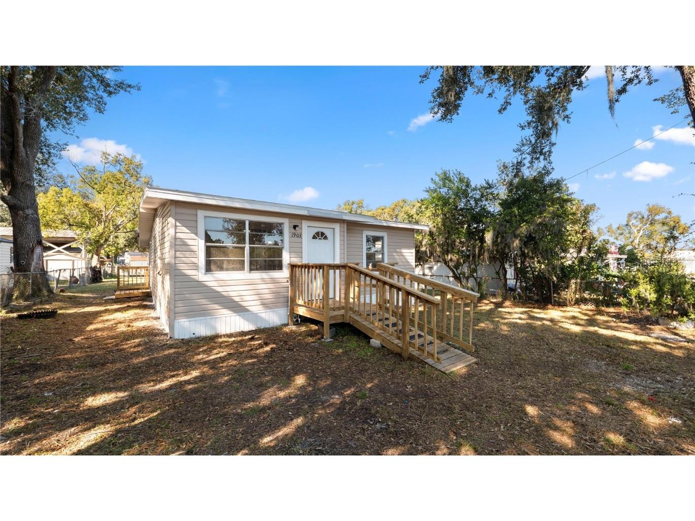 1903 N Lime Street Plant City FL 33563 L4958282 image32