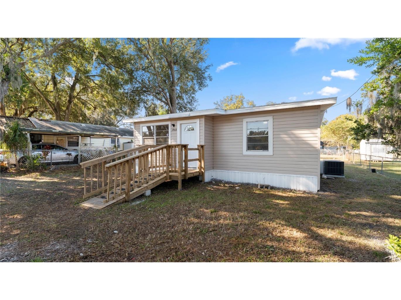 1903 N Lime Street Plant City FL 33563 L4958282 image33