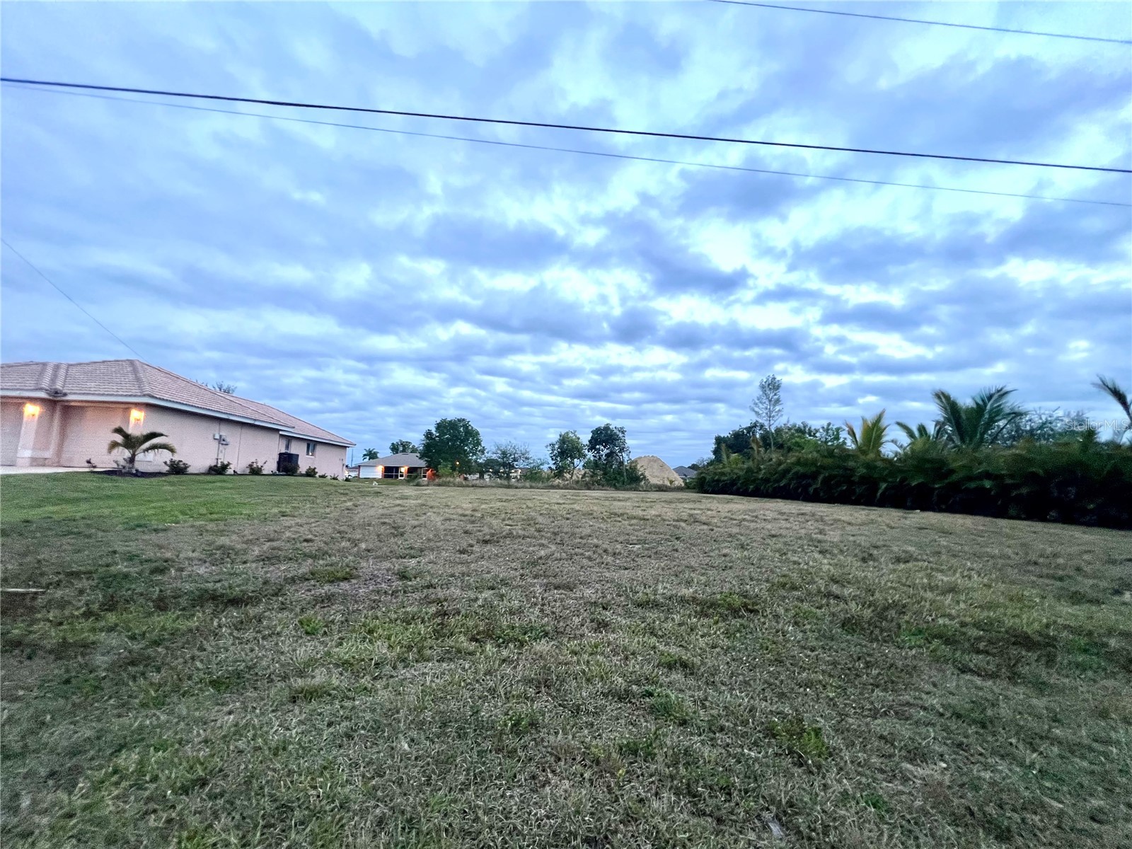 1903 NE 10th Avenue Cape Coral FL 33909 C7522601 image1
