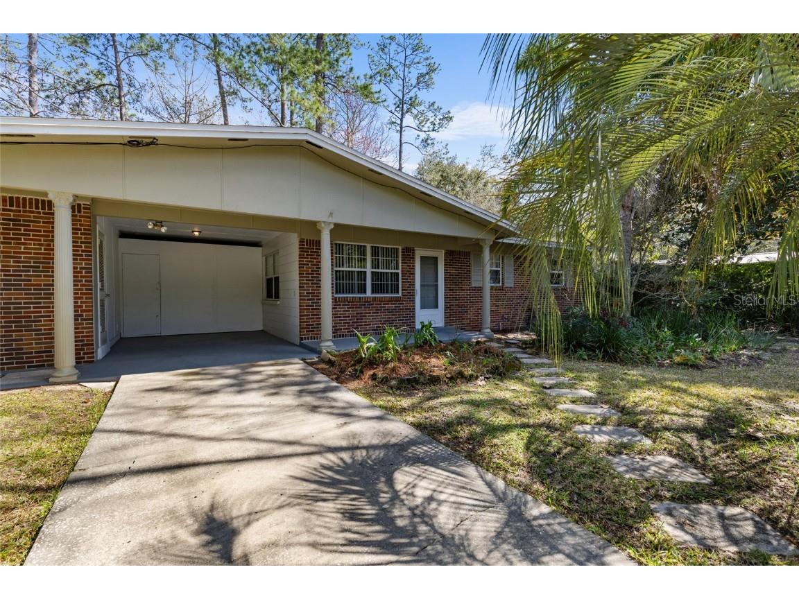 1903 NW 39th Drive Gainesville FL 32605 P4933922 image1