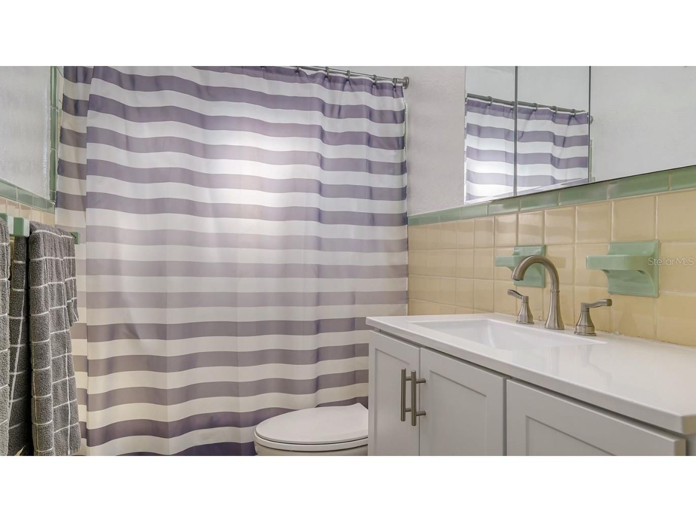 1903 Oak Street Sarasota FL 34236 - SARASOTA BAYFORNT A4659396 image17