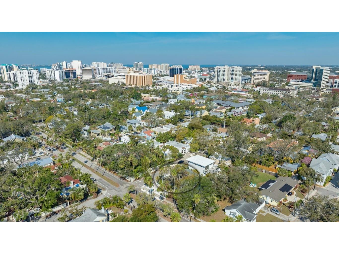 1903 Oak Street Sarasota FL 34236 - SARASOTA BAYFORNT A4659396 image35