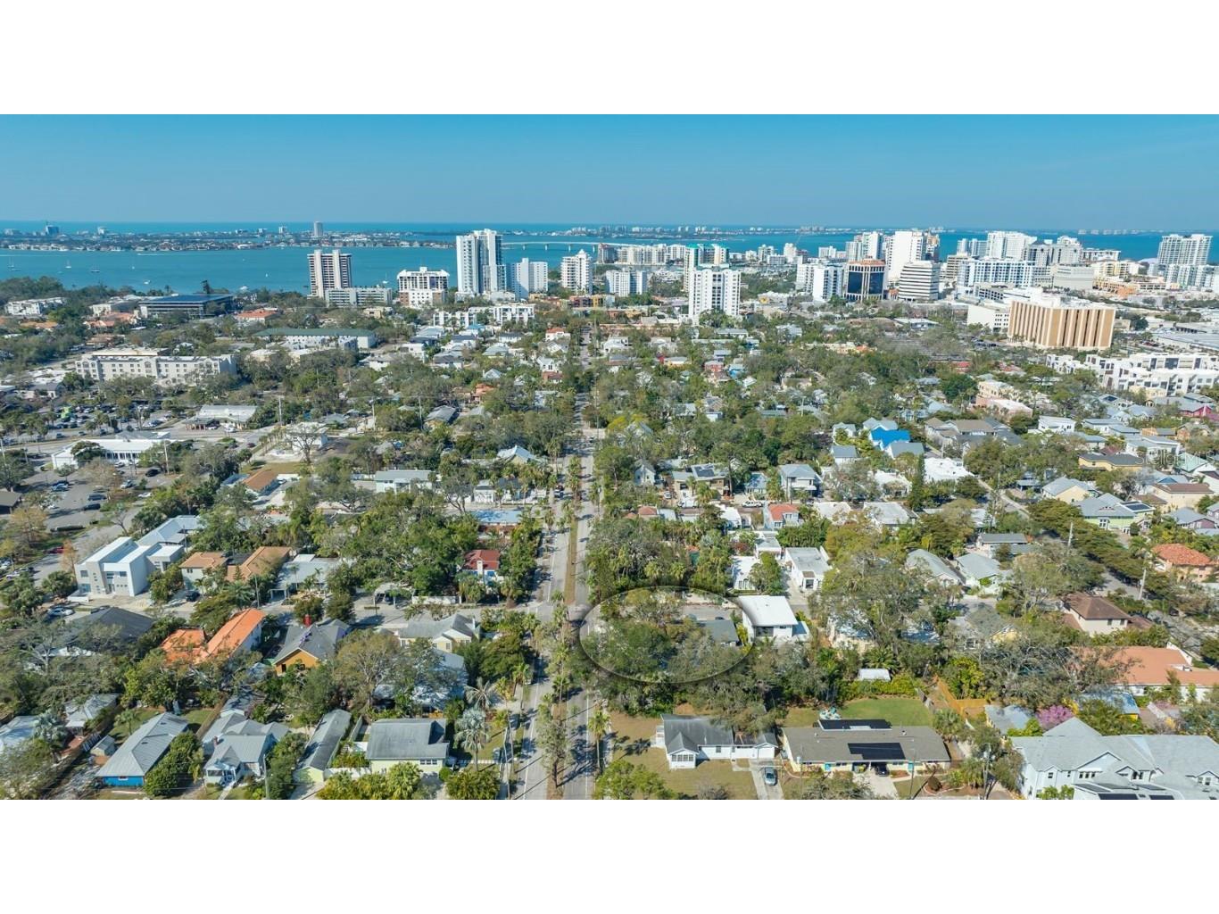 1903 Oak Street Sarasota FL 34236 - SARASOTA BAYFORNT A4659396 image36