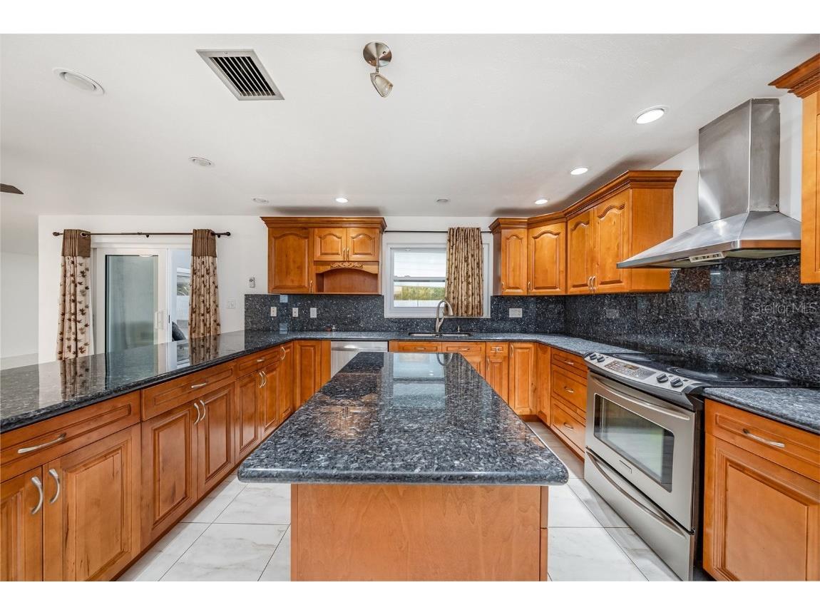 1903 Oro Court Clearwater FL 33764 TB8432457 image10