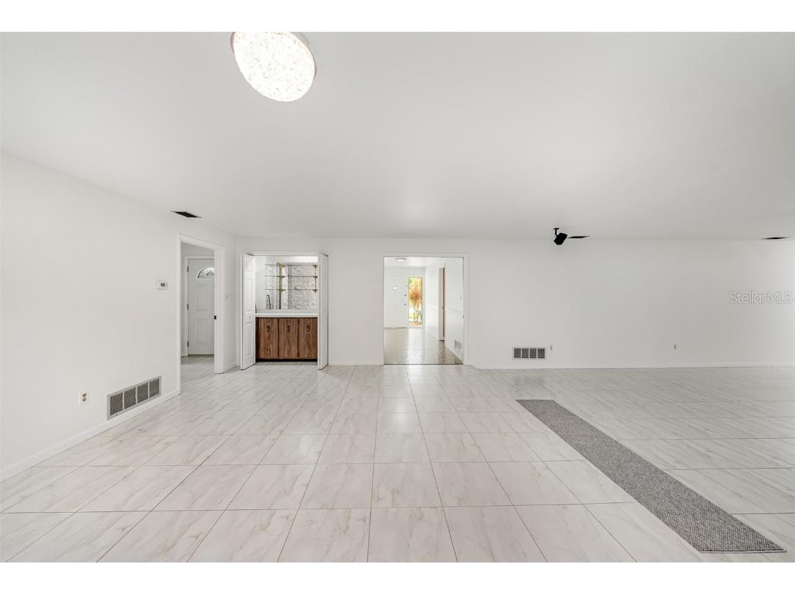 1903 Oro Court Clearwater FL 33764 TB8432457 image13