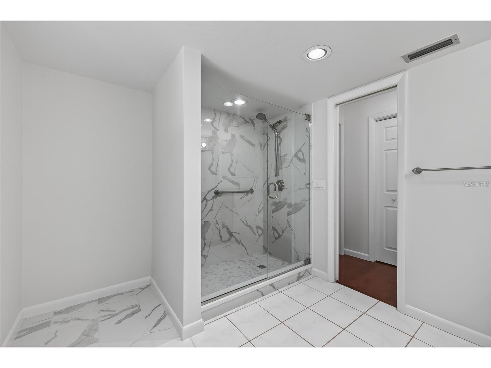 1903 Oro Court Clearwater FL 33764 TB8512227 image17