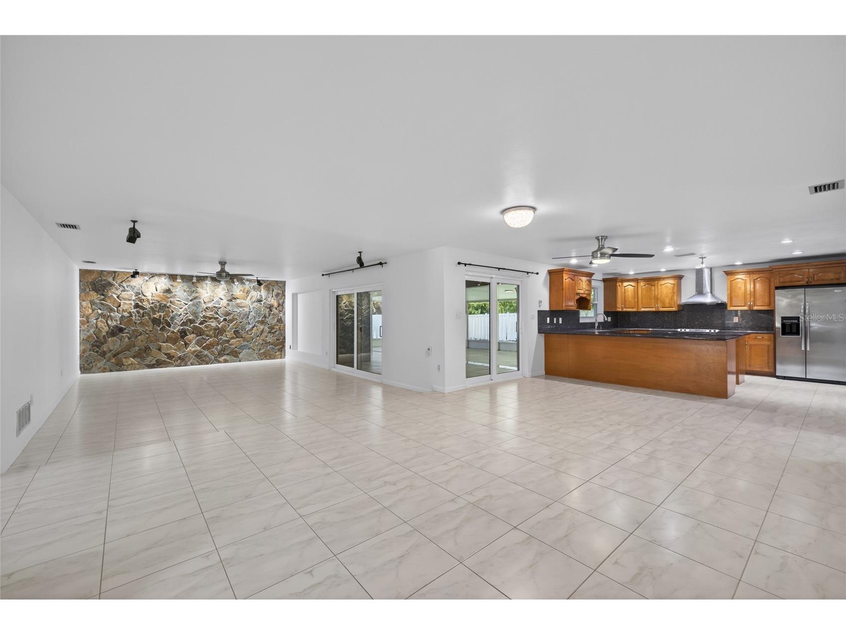 1903 Oro Court Clearwater FL 33764 TB8512227 image8