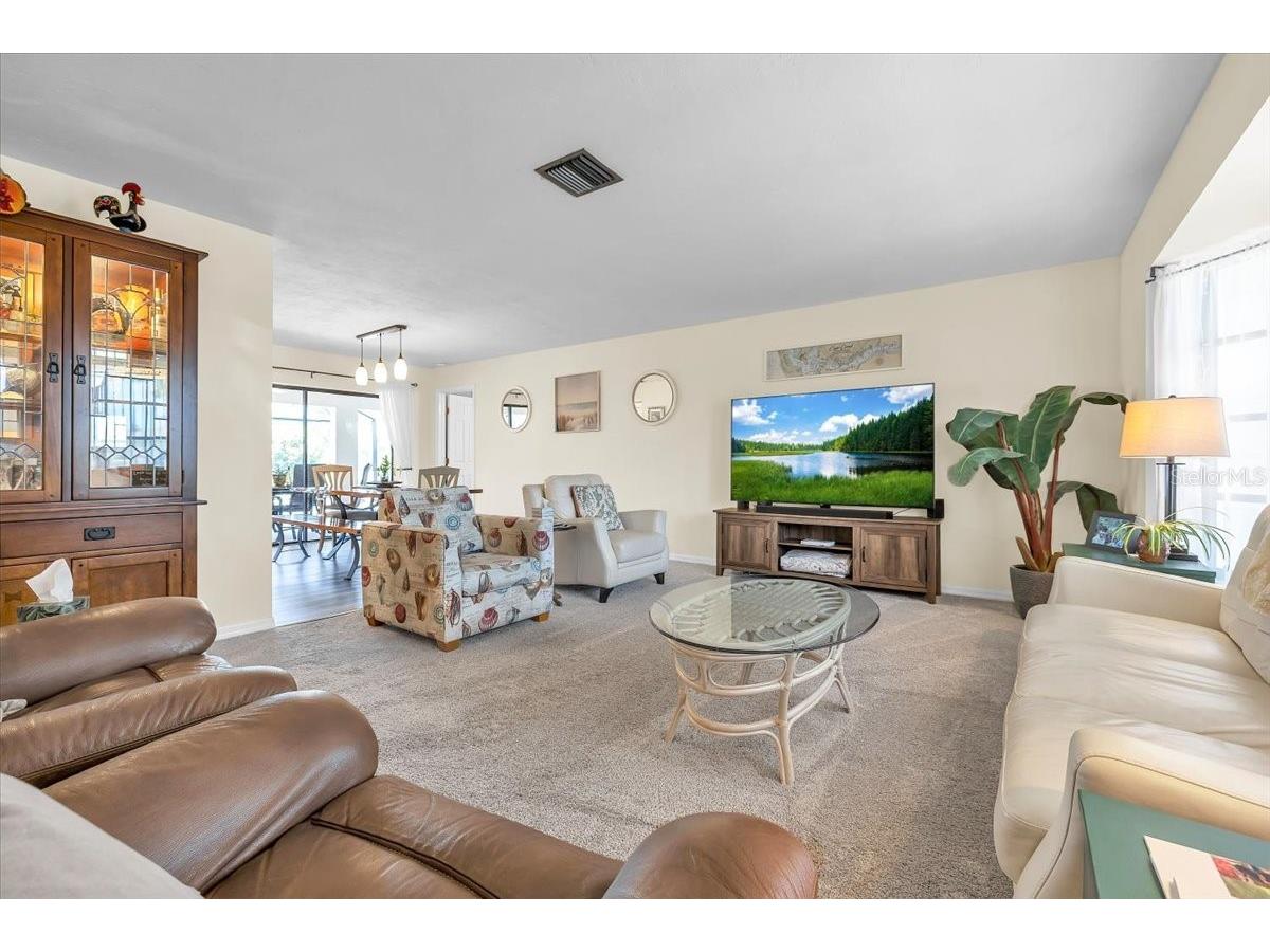 1903 SE 29th Lane Cape Coral FL 33904 A4700950 image17