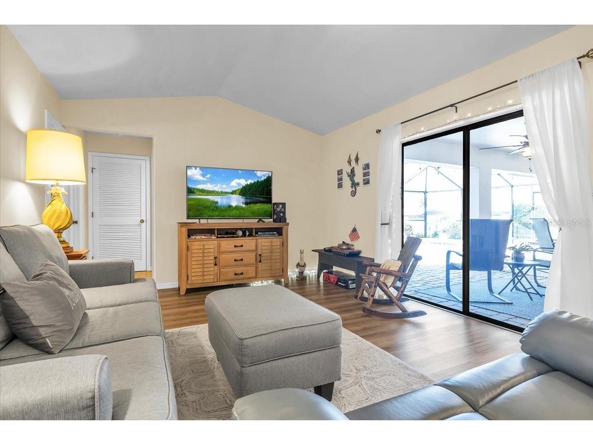 1903 SE 29th Lane Cape Coral FL 33904 A4700950 image32