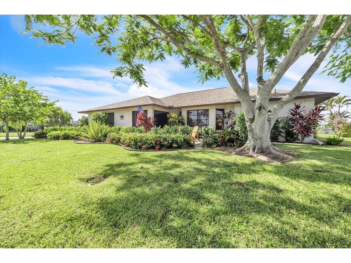 1903 SE 29th Lane Cape Coral FL 33904 A4700950 image6