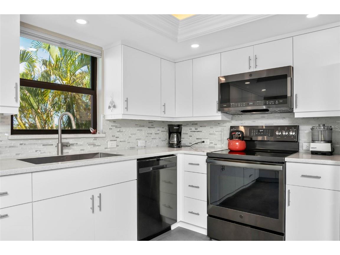 1903 SE 40th Terrace #104 Cape Coral FL 33904 O6298870 image9