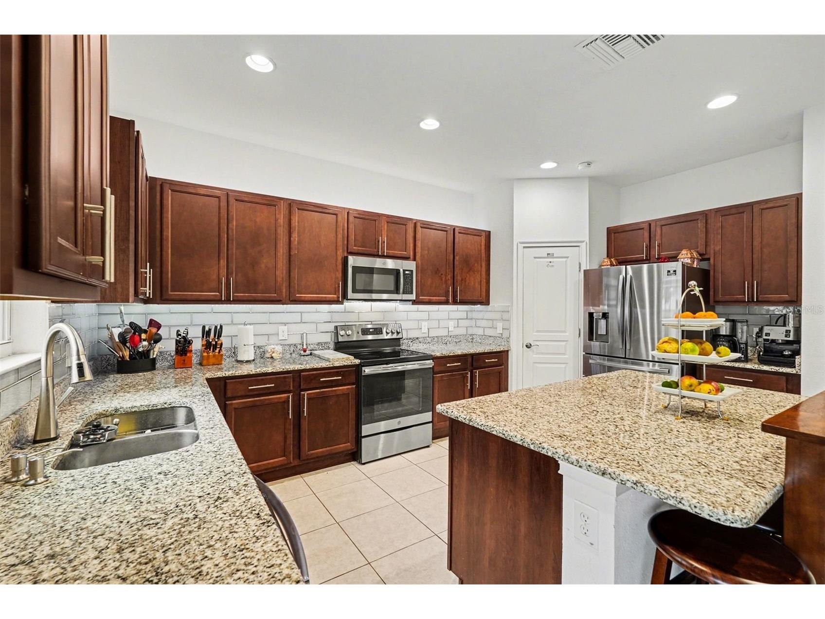 1903 W State Street Tampa FL 33606 TB8468262 image10