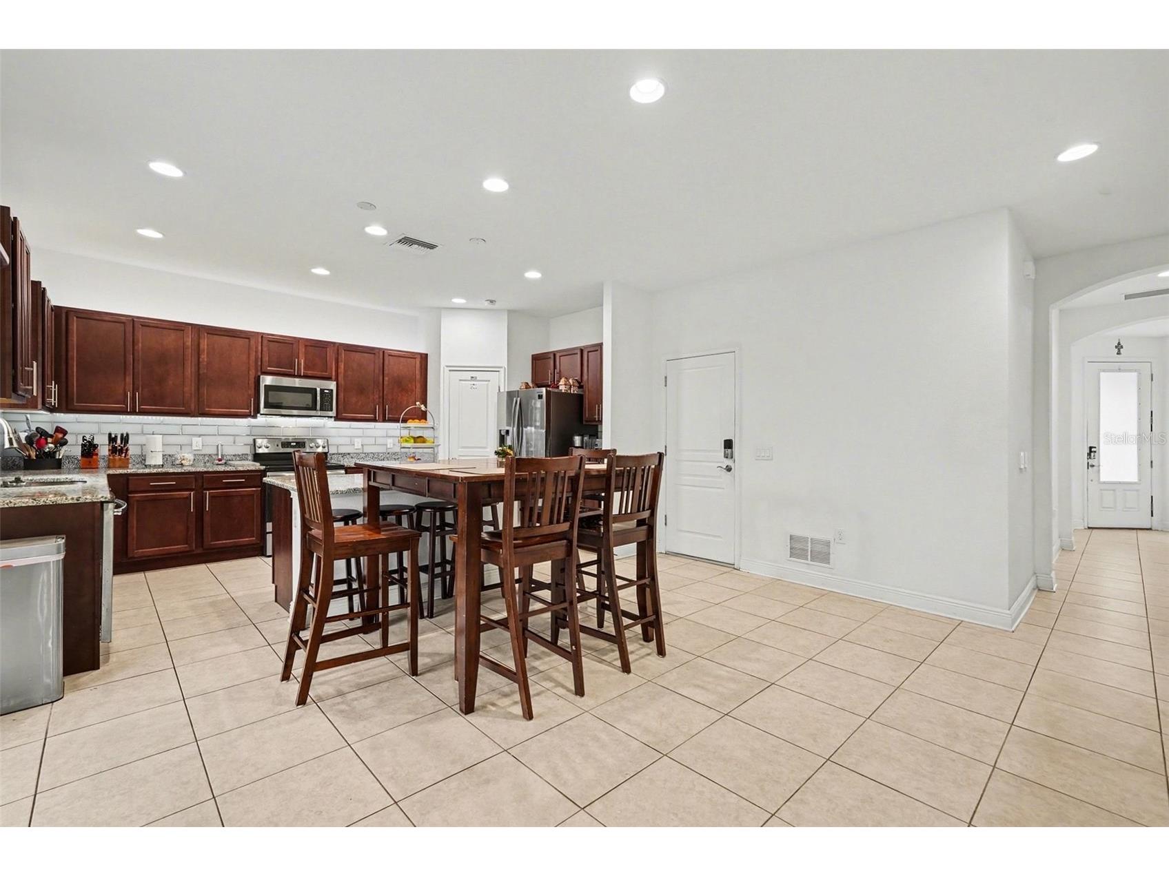 1903 W State Street Tampa FL 33606 TB8468262 image7