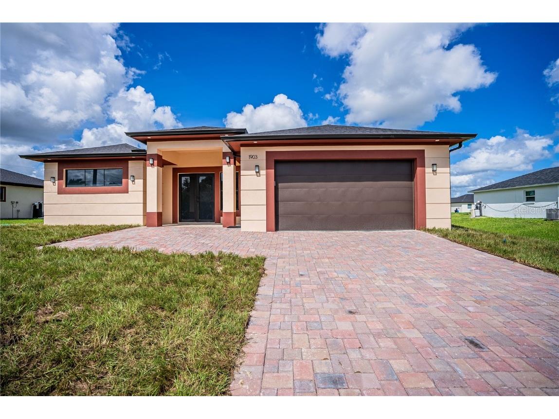 1903 Xelda Avenue N Lehigh Acres FL 33971 O6232771 image1