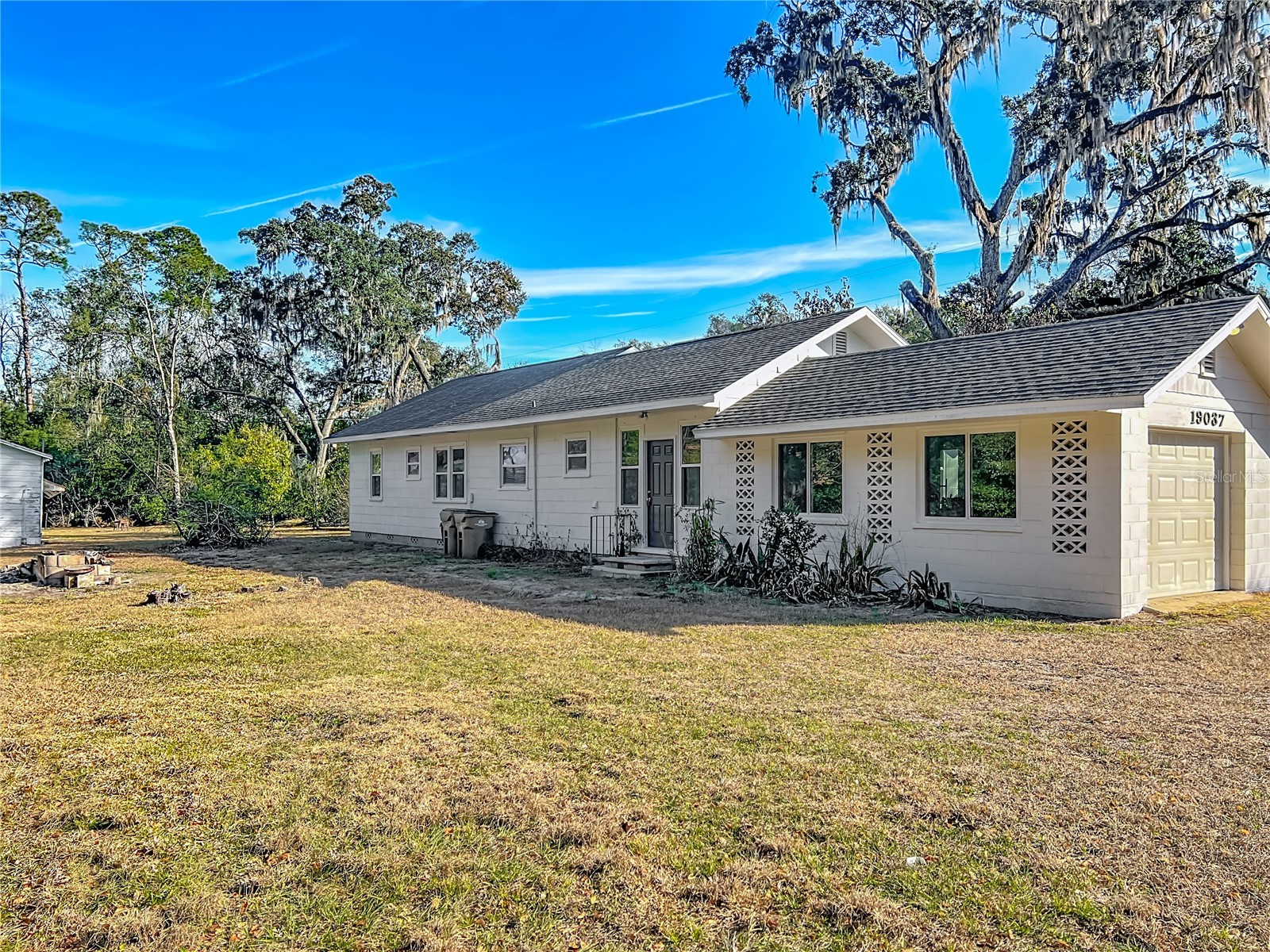 19037 Ravenswood Road Altoona FL 32702 G5107114 image1