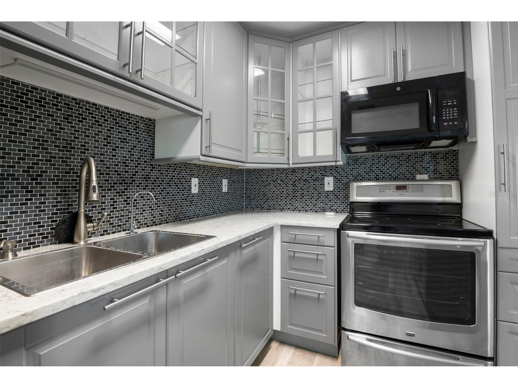1904 Canterbury Lane #13 Sun City Center FL 33573 TB8495310 image8