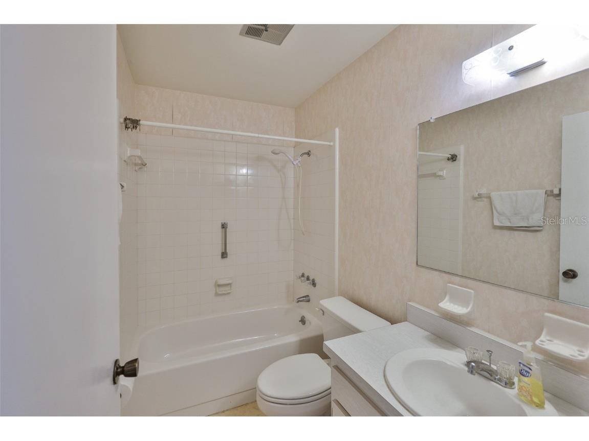 1904 Canterbury Lane #18 Sun City Center FL 33573 TB8391577 image29