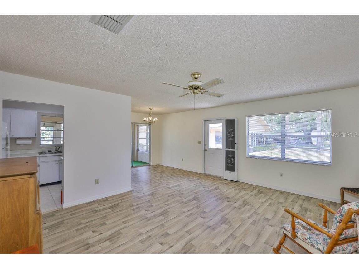 1904 Canterbury Lane #18 Sun City Center FL 33573 TB8391577 image3