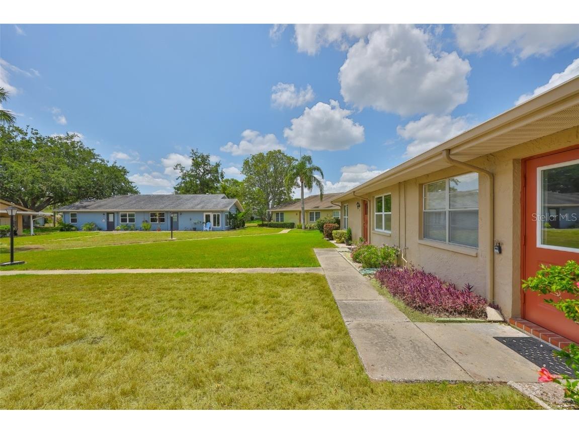 1904 Canterbury Lane #18 Sun City Center FL 33573 TB8391577 image32