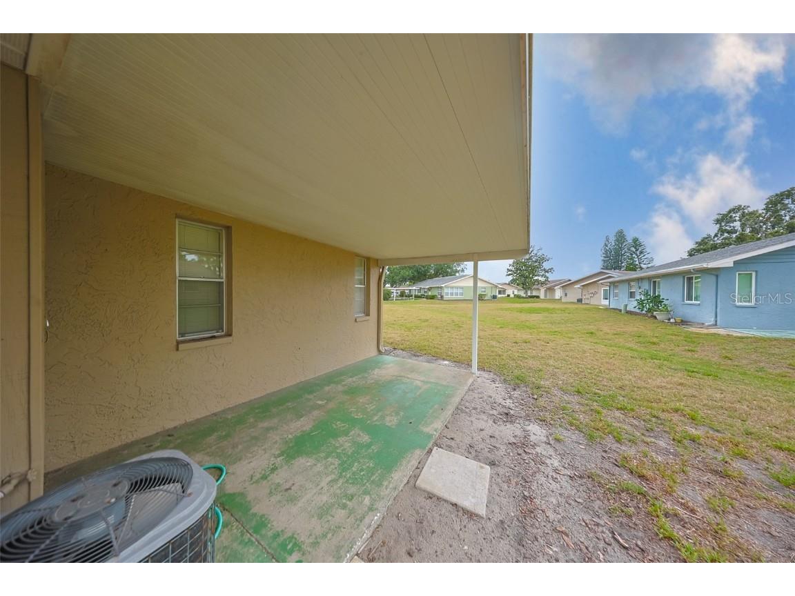 1904 Canterbury Lane #18 Sun City Center FL 33573 TB8391577 image7