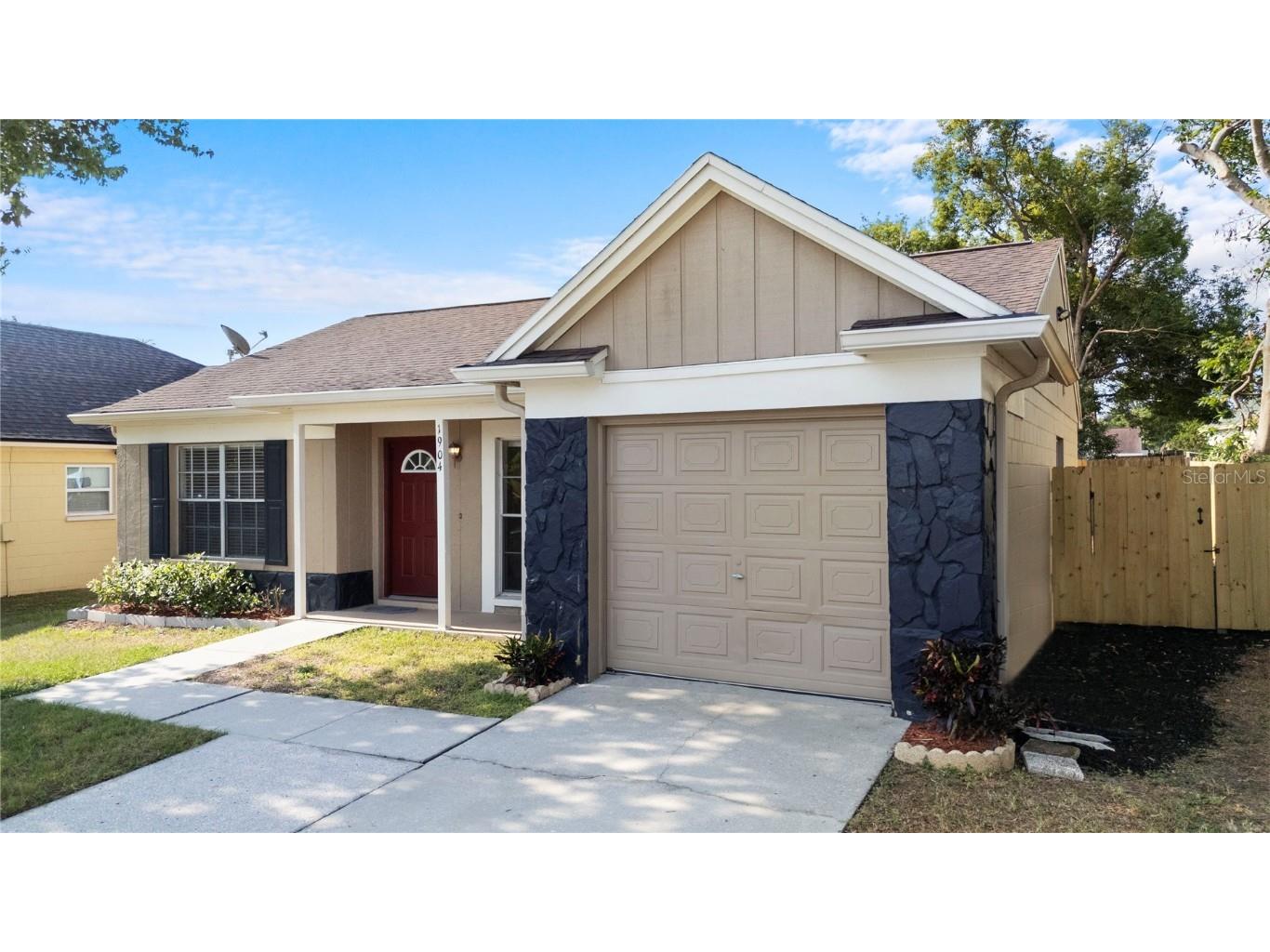 1904 Crown Park Drive Valrico FL 33594 O6307072 image1