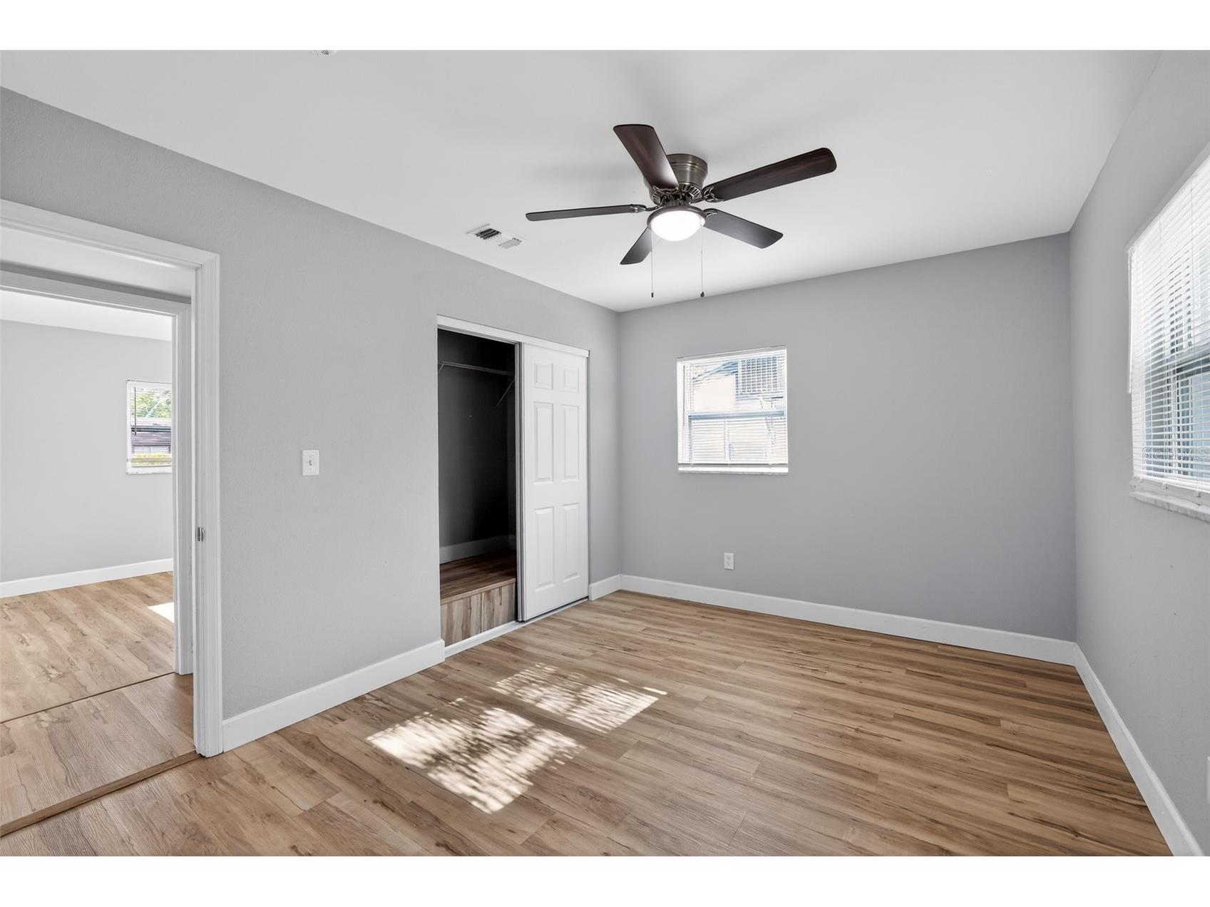 1904 E 115th Avenue Tampa FL 33612 O6412023 image13