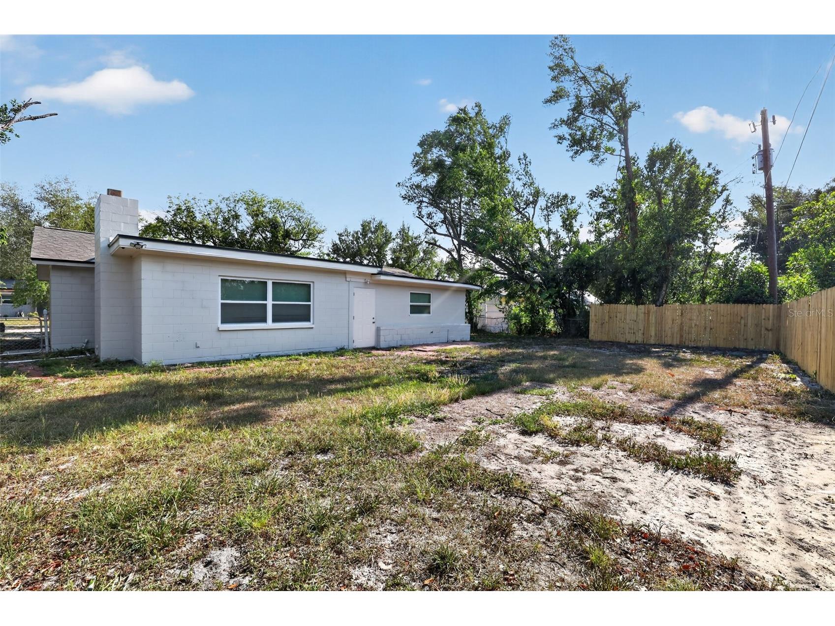 1904 E 115th Avenue Tampa FL 33612 O6412023 image20