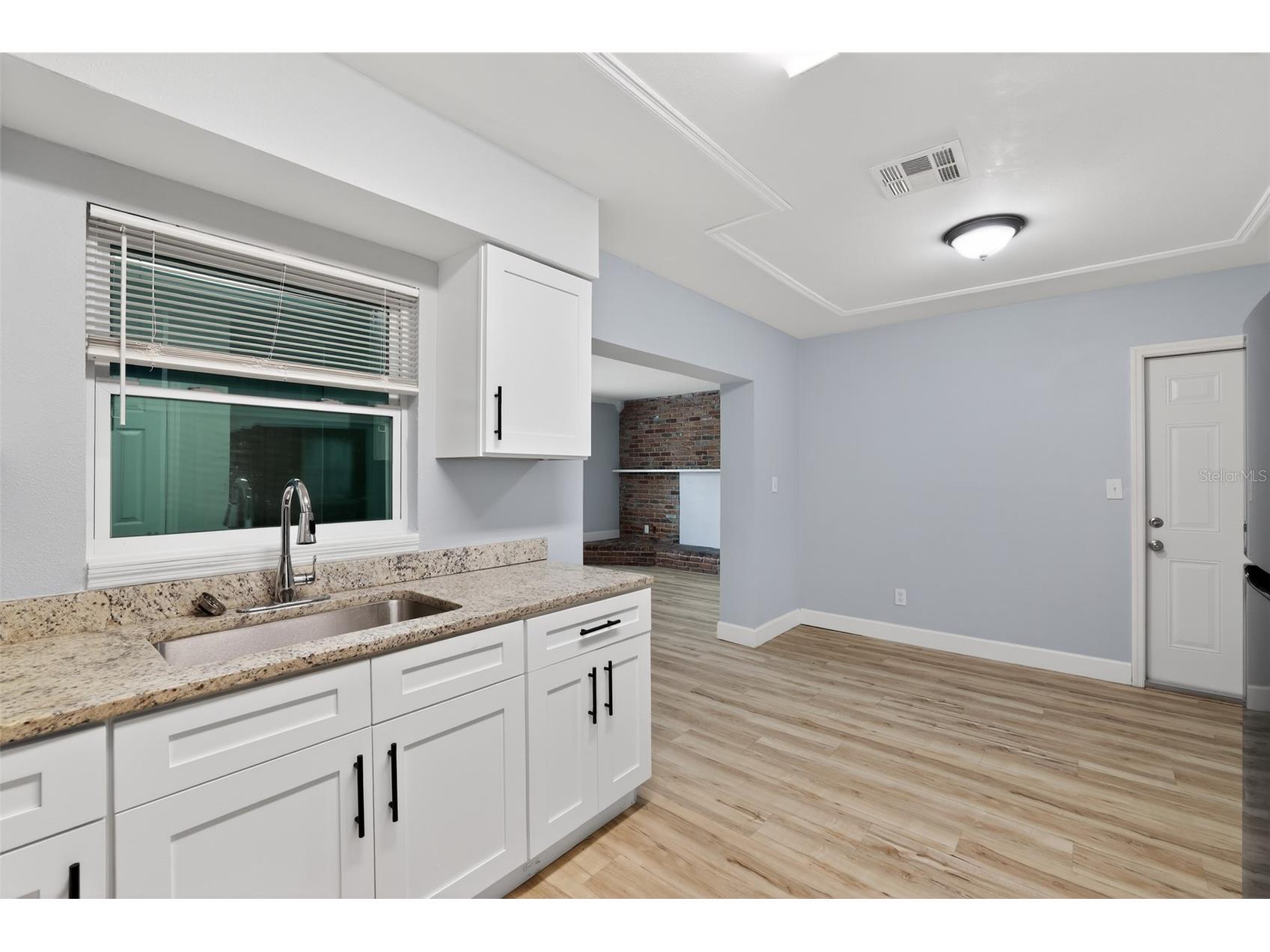 1904 E 115th Avenue Tampa FL 33612 O6412023 image5