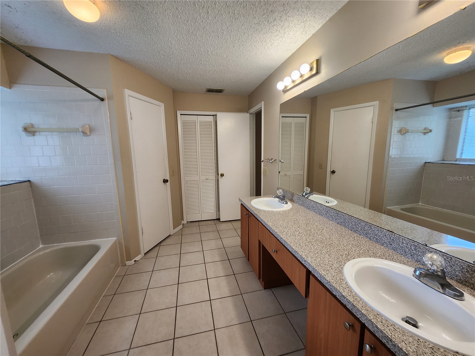1904 Firethorn Court Brandon FL 33511 TB8512837 image20