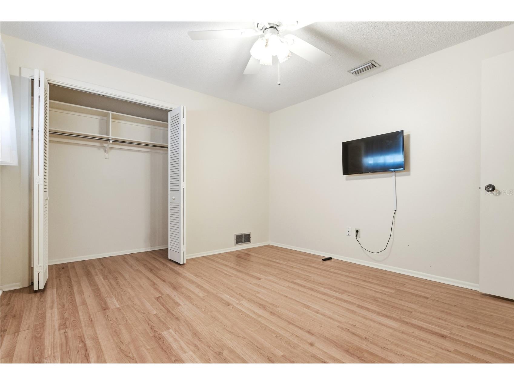 1904 Granada Court Clearwater FL 33764 TB8495981 image21