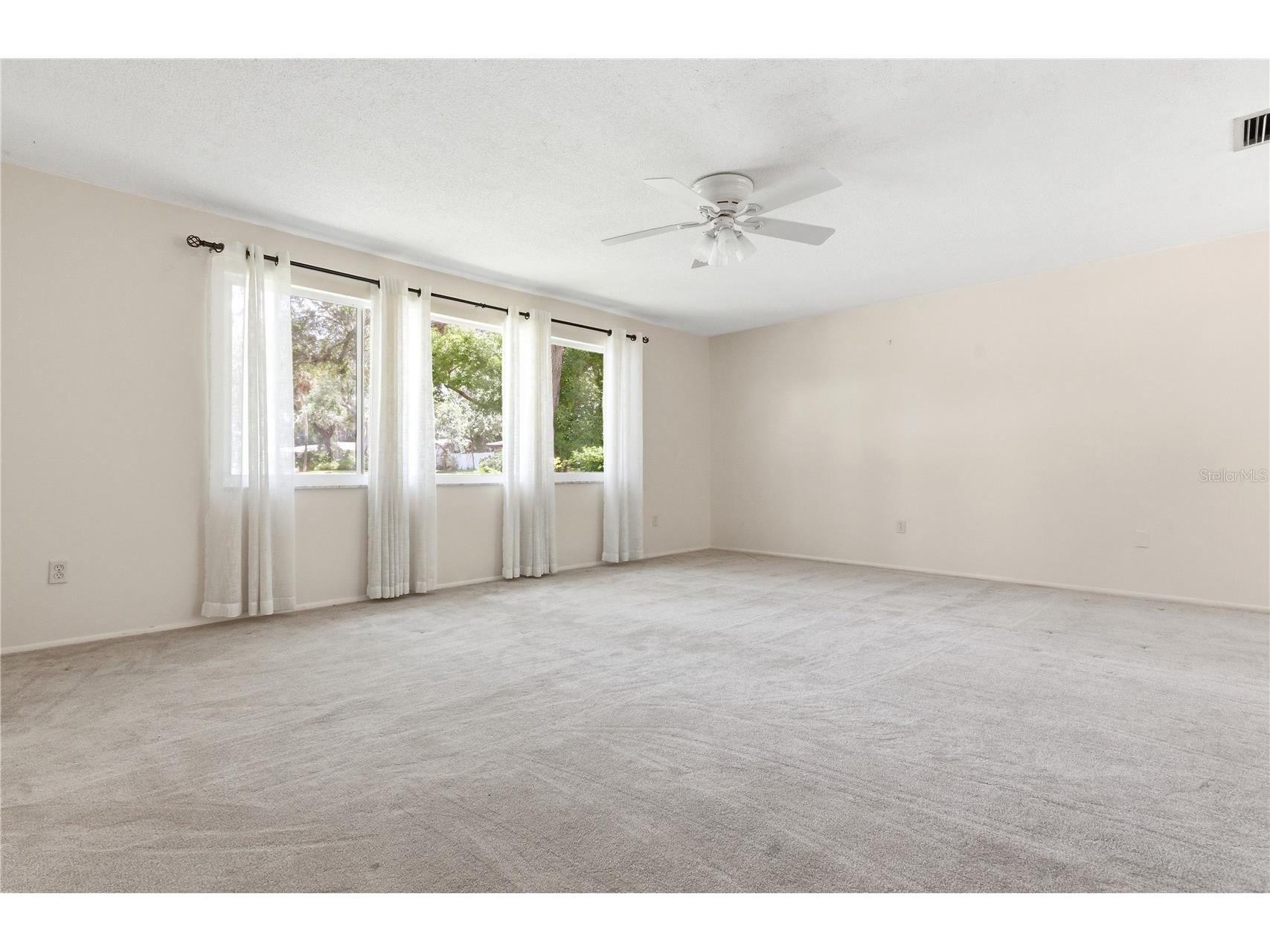 1904 Granada Court Clearwater FL 33764 TB8495981 image4