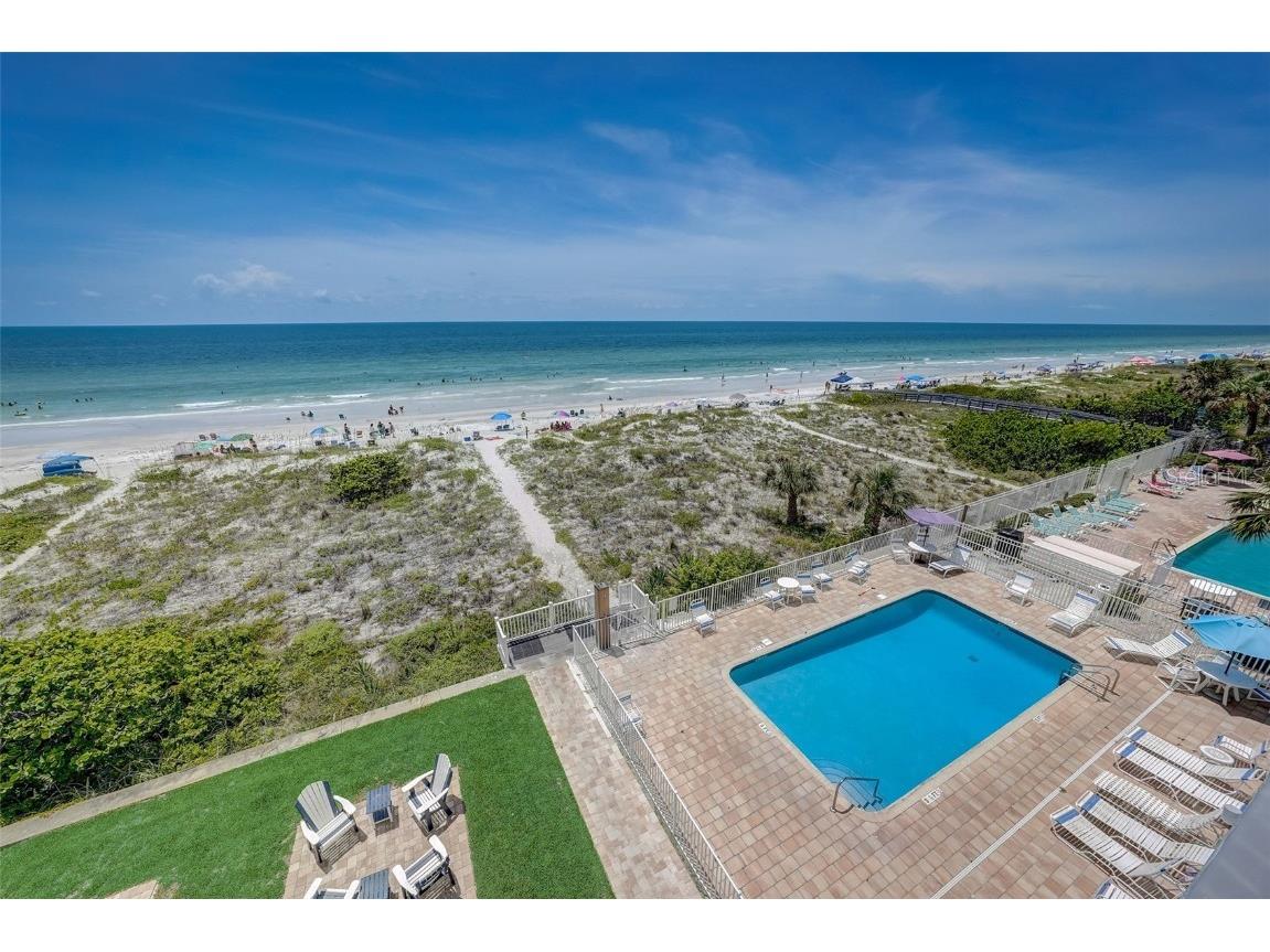 1904 Gulf Boulevard #J Indian Rocks Beach FL 33785 - GULF OF MEXICO T3457843 image1