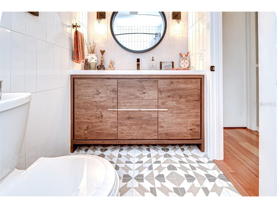 1904 Little Cove Tampa FL 33613 TB8460230 image23