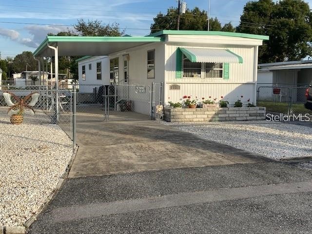 1904 Mary Lane Holiday FL 34690 U8226074 image1