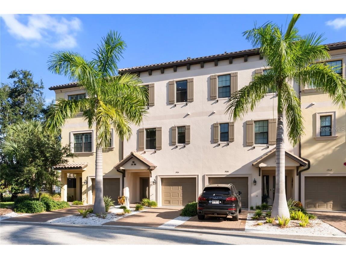 1904 Monte Carlo Drive #1102 Sarasota FL 34231 A4672726 image1
