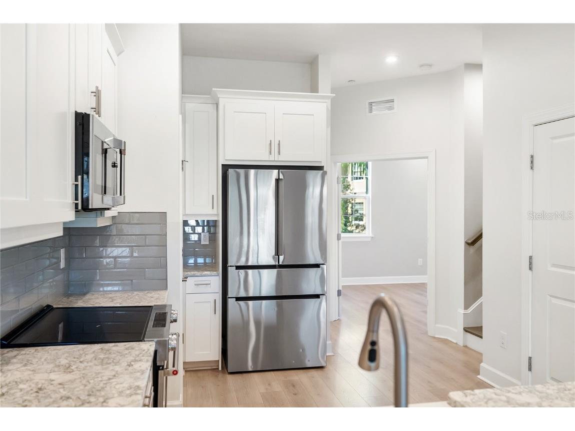 1904 Monte Carlo Drive #1102 Sarasota FL 34231 A4672726 image10