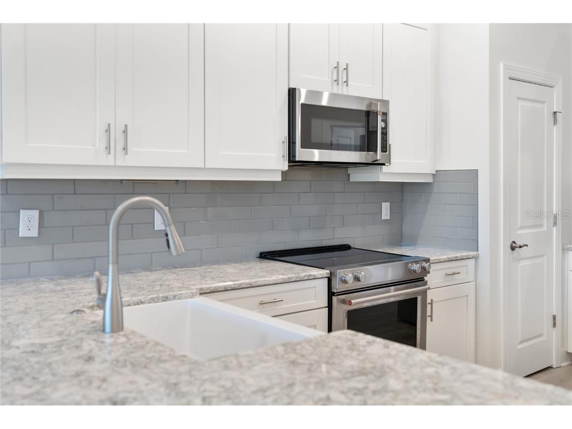 1904 Monte Carlo Drive #1102 Sarasota FL 34231 A4672726 image14