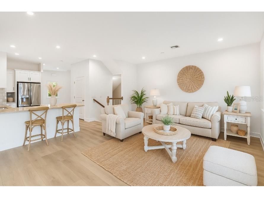 1904 Monte Carlo Drive #1102 Sarasota FL 34231 A4672726 image5