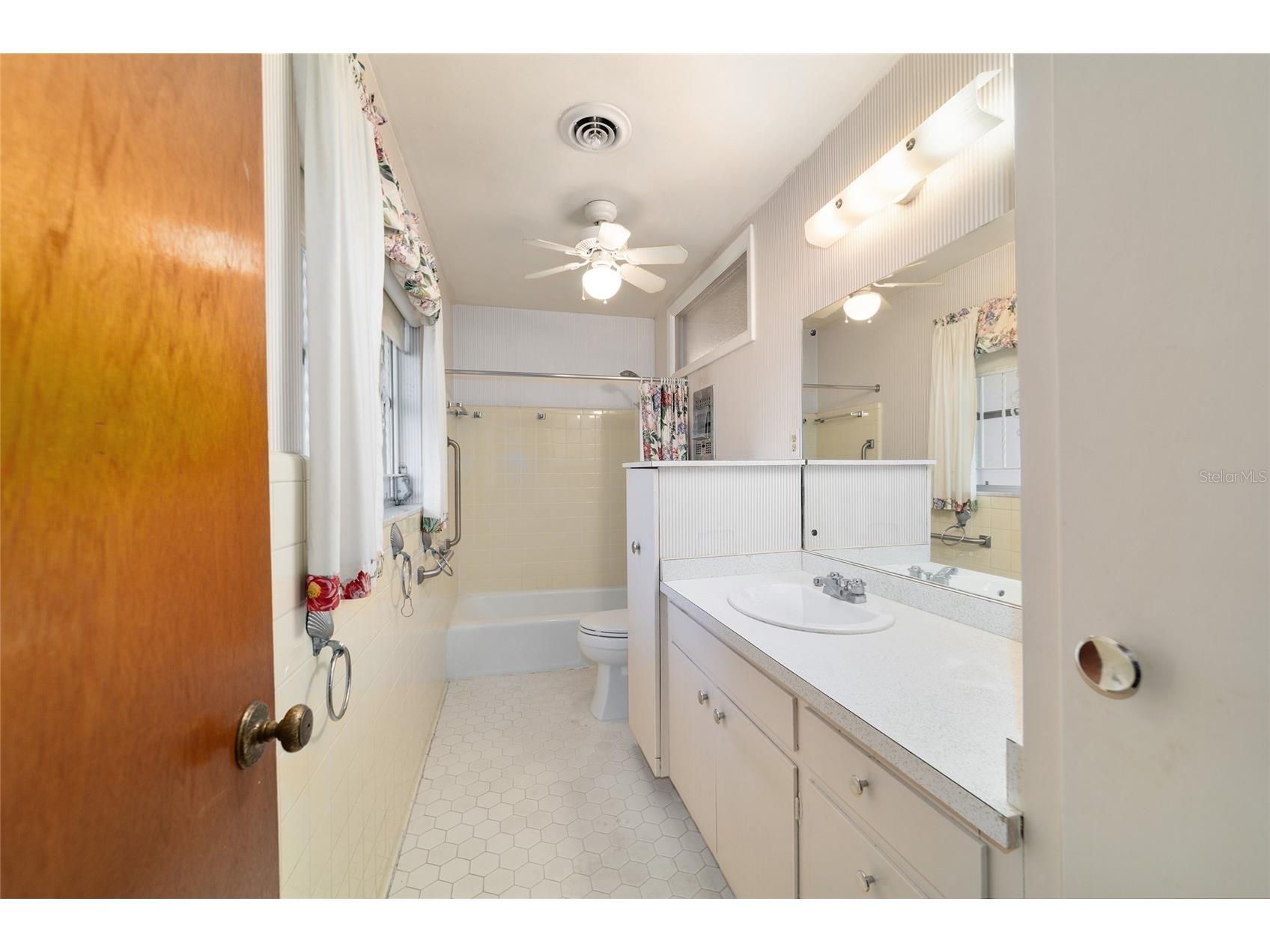 1904 NW 14th Street Ocala FL 34475 OM721852 image21
