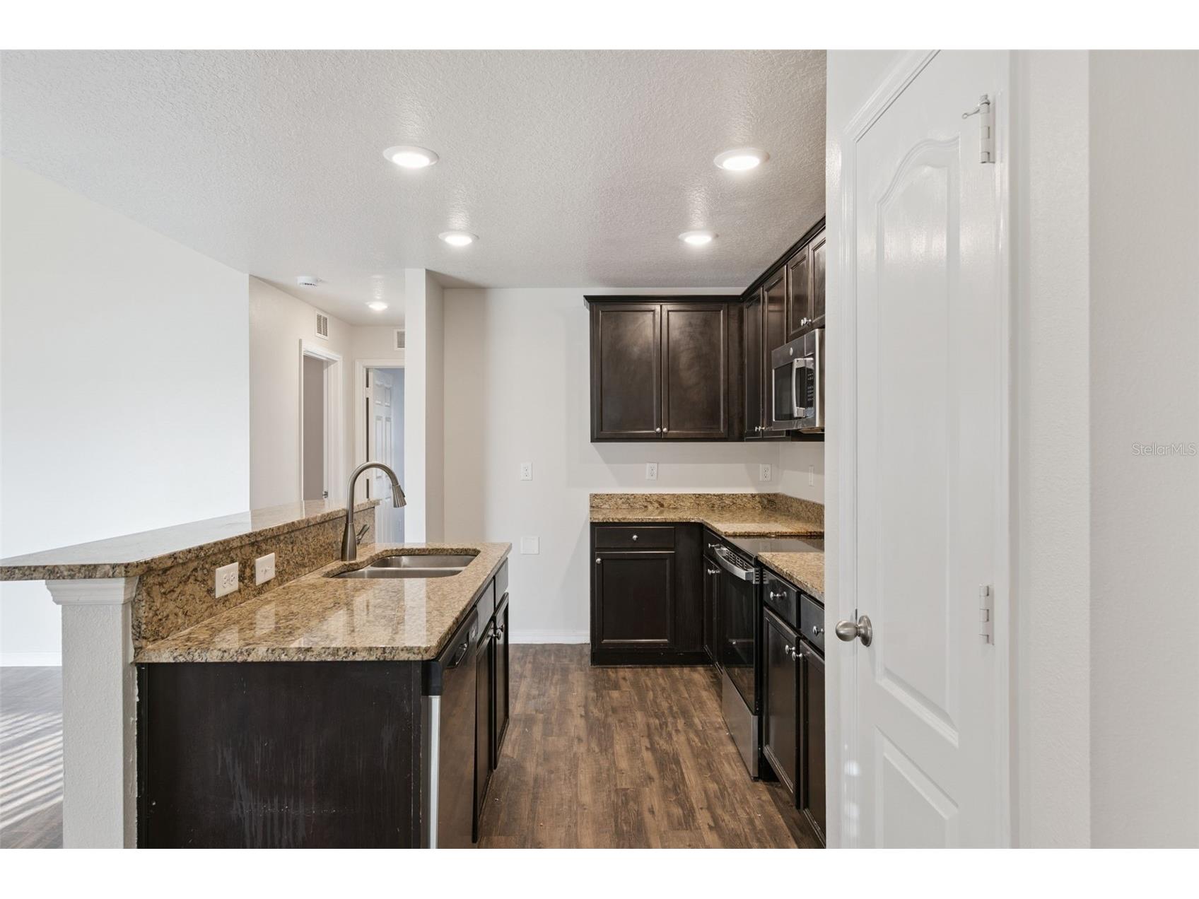 1904 Piedmont Court Mascotte FL 34753 O6367639 image8