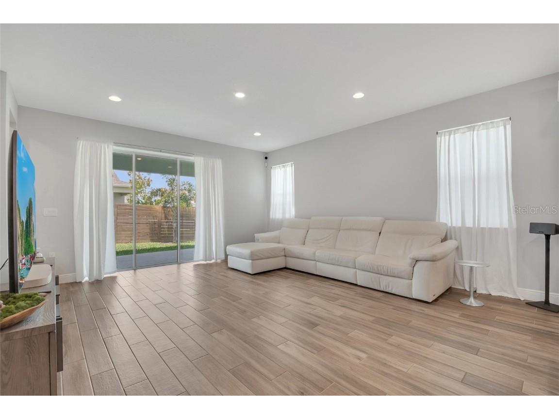 19041 Blueleaf Street Orlando FL 32827 S5132420 image23