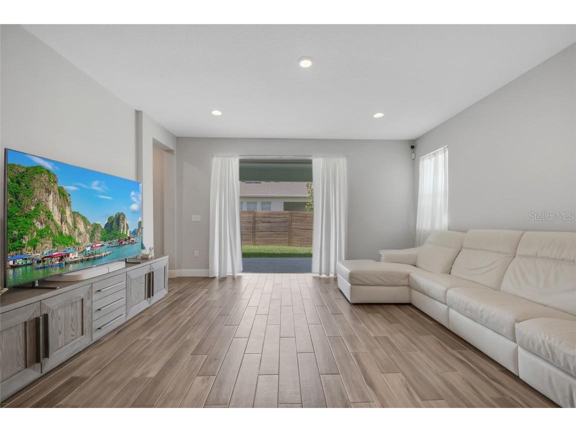 19041 Blueleaf Street Orlando FL 32827 S5132420 image26